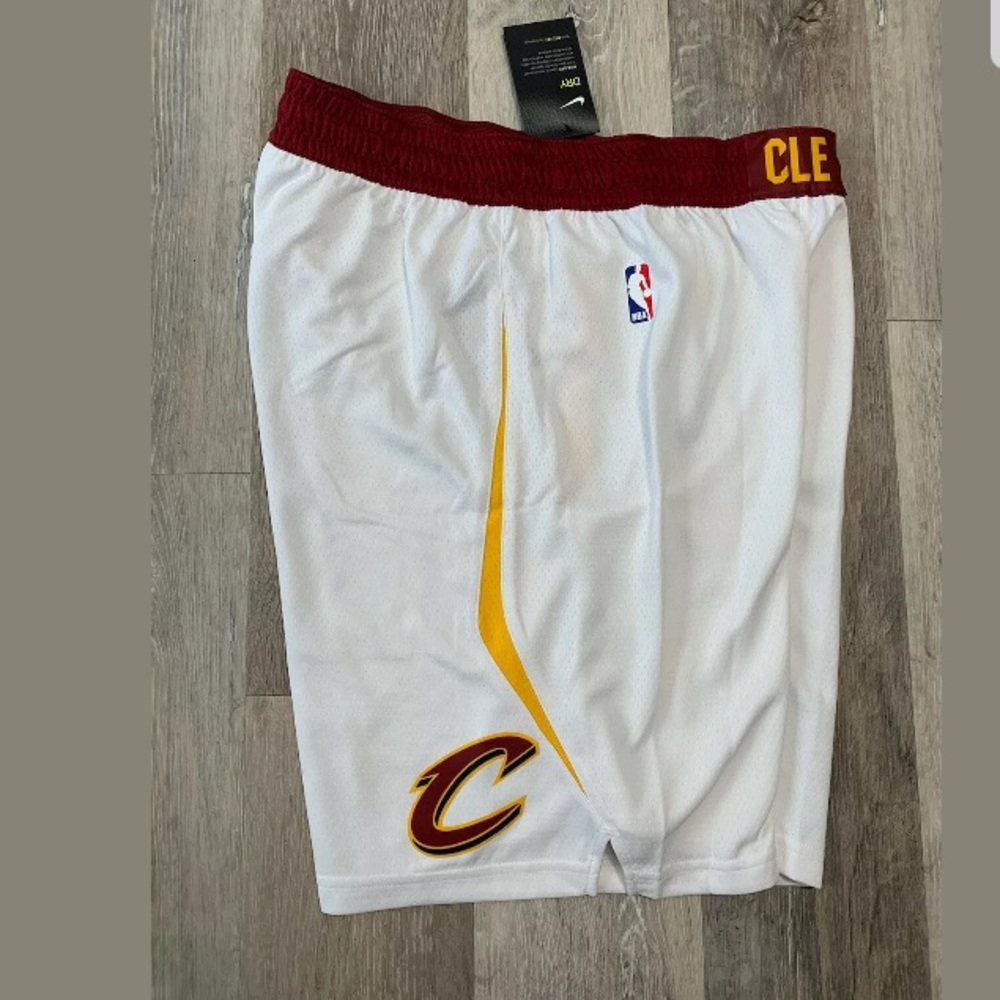 Men’s Nike Cleveland Cavaliers Swingman Shorts